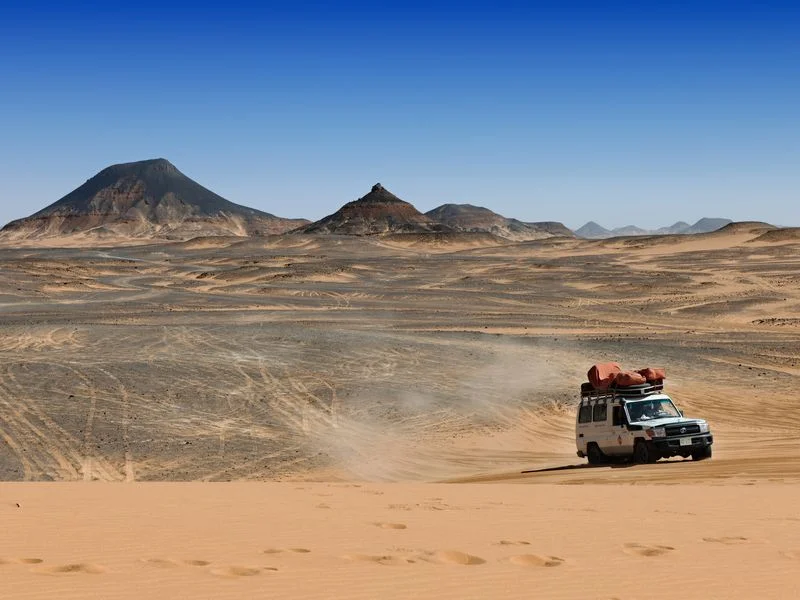 (индивидуальный)Приключение в пустыне на два дня 210$ на человека